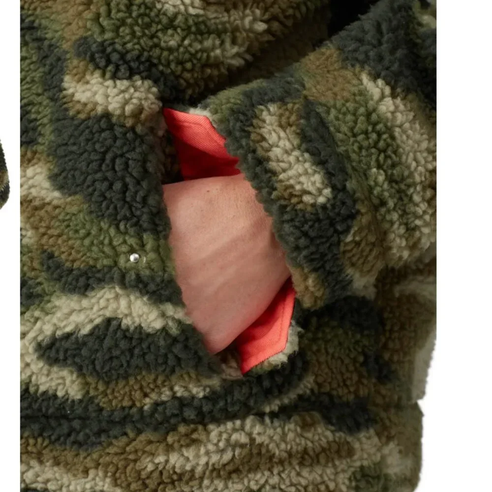 J. CREW Oversized Camo Sherpa Pullover Jacket Fits Like A Small XXS $138 msrp